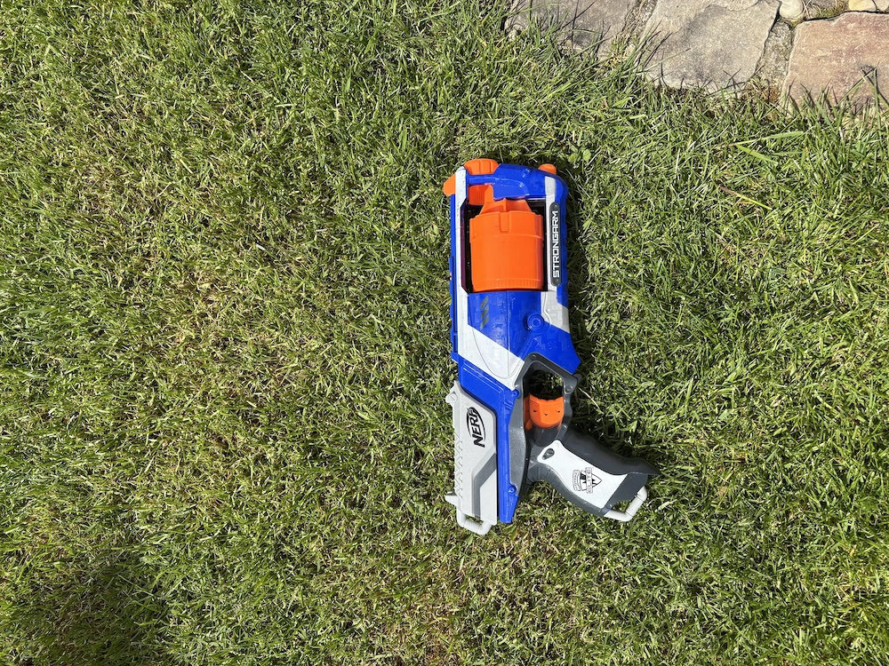 Nerf N-Strike Elite Strongarm
