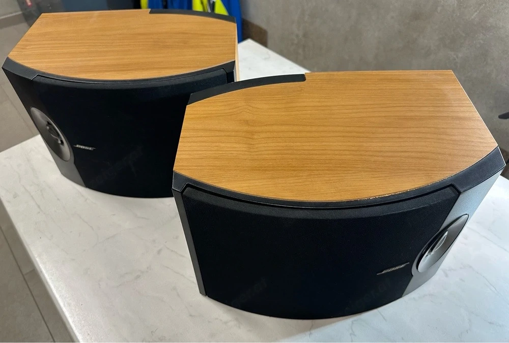 Bose 301 V im Set rechter + linker Lautsprecher
