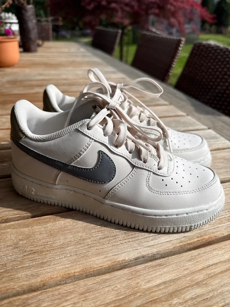 Nike Air Sneakers Gr 35