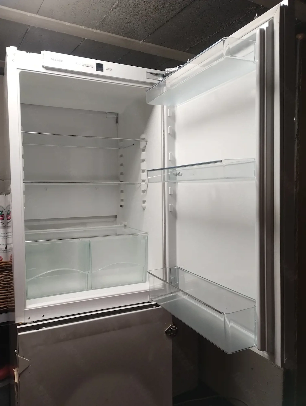 verschenke Kühlschrank