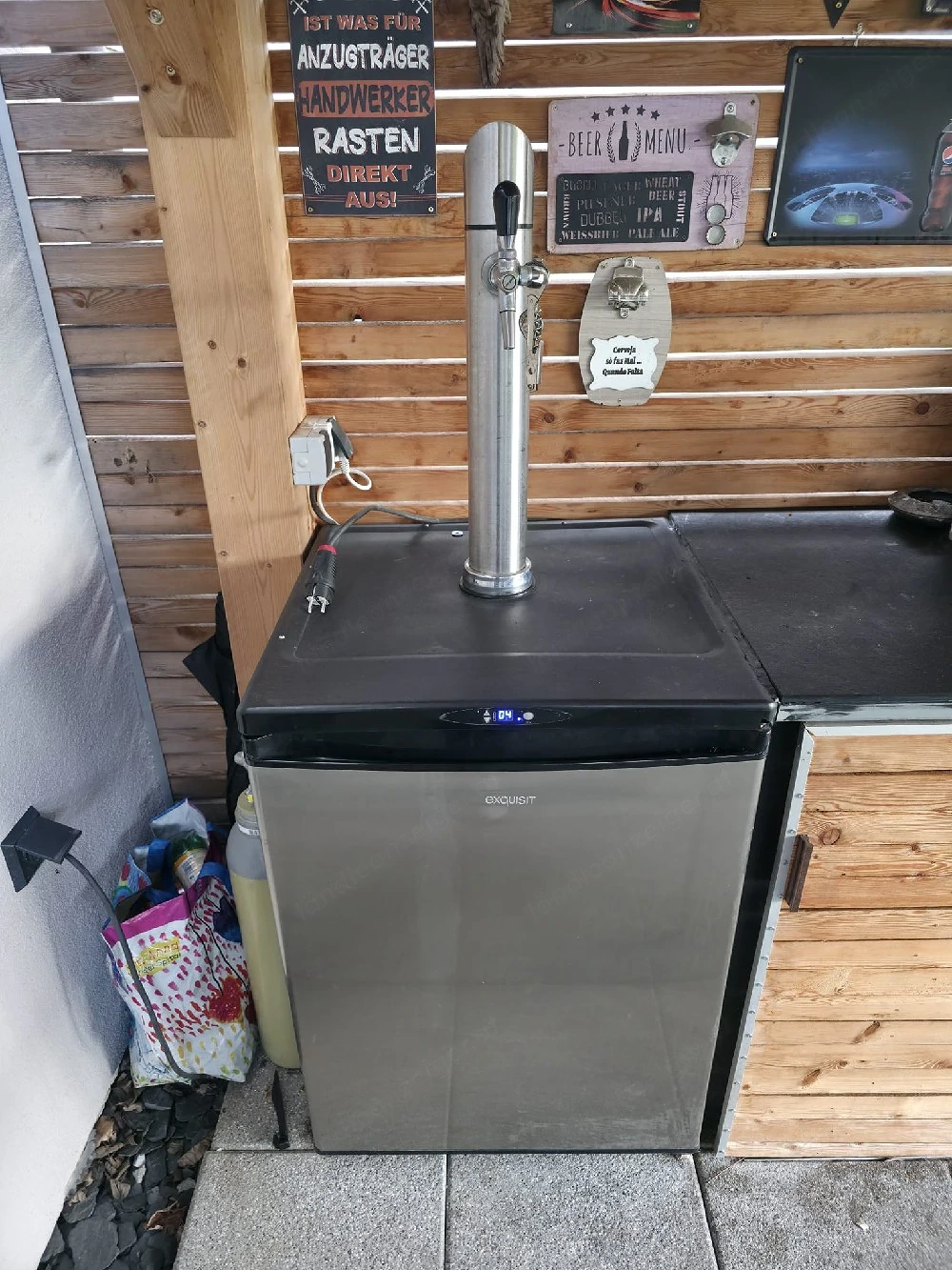 zapfhahna mit Kühlschrank Funktion.