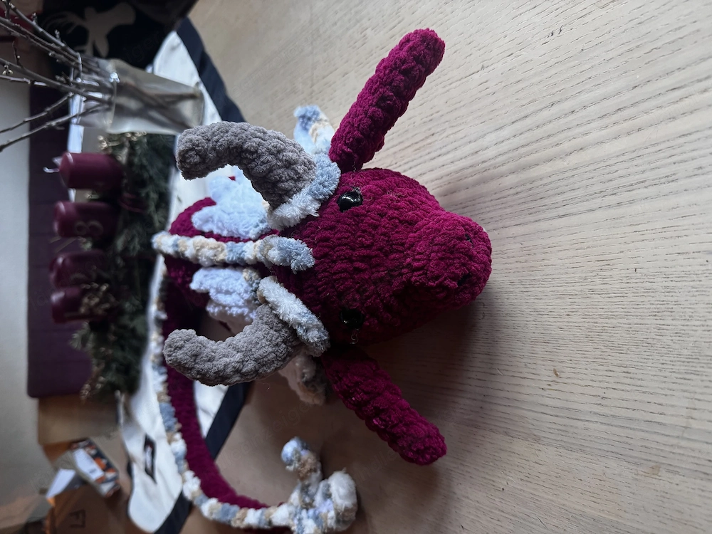 Gehäkelter Drache