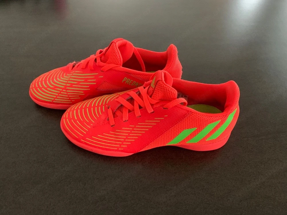 Hallenschuhe Adidas Predator Gr. 34