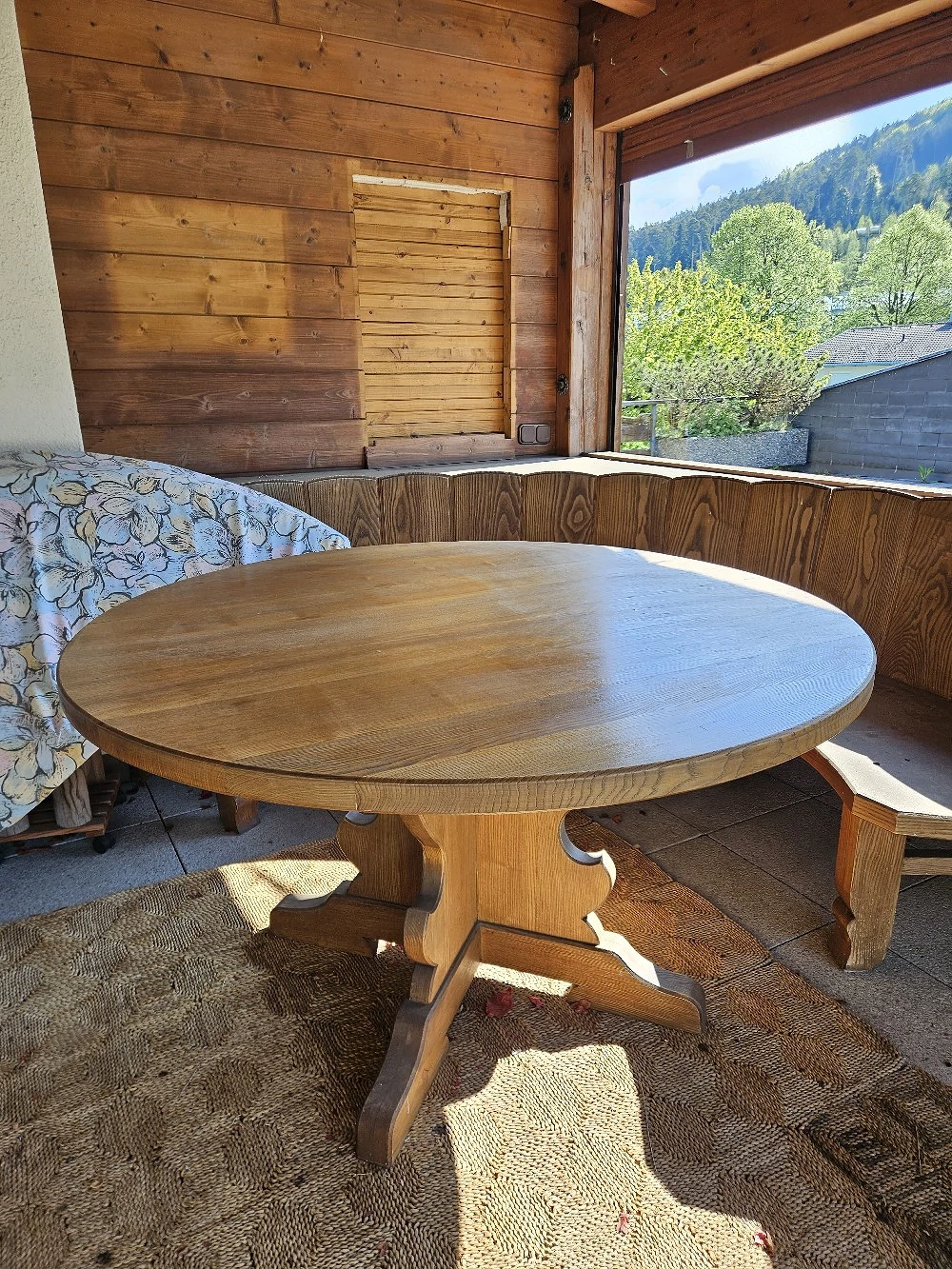 Tischlertisch rund Esche massiv