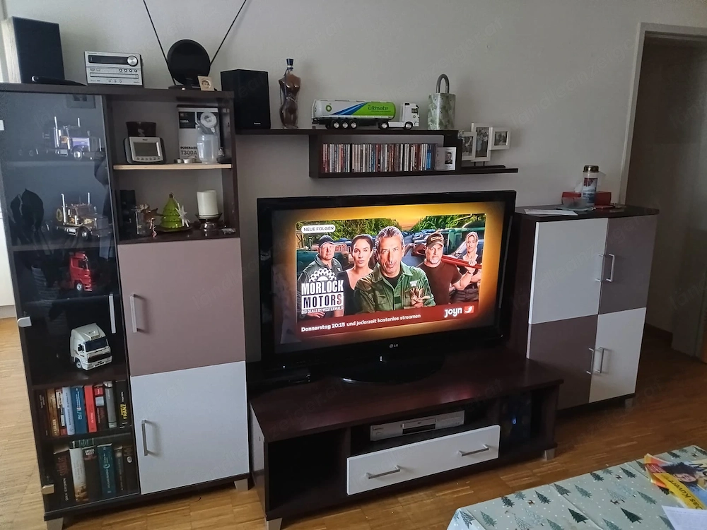 Wohnwand zu verschenken 