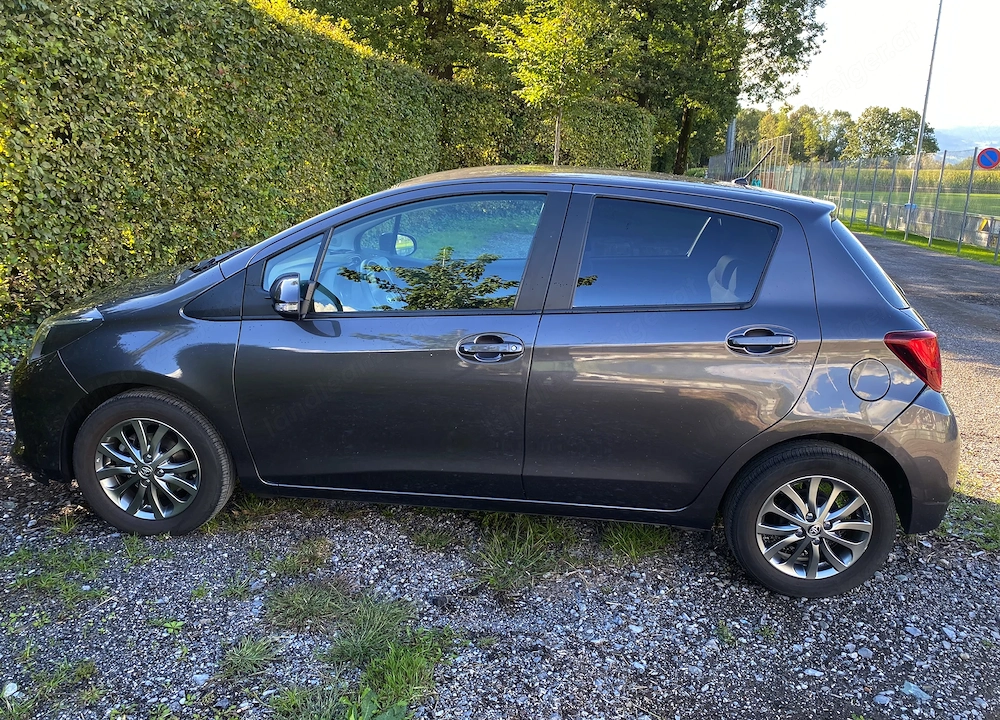 Toyota Yaris 1,0 VVT-i Active Active