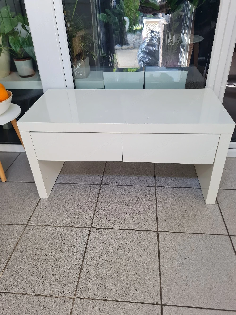 Sideboard oder Sitzbank mit Schubladen