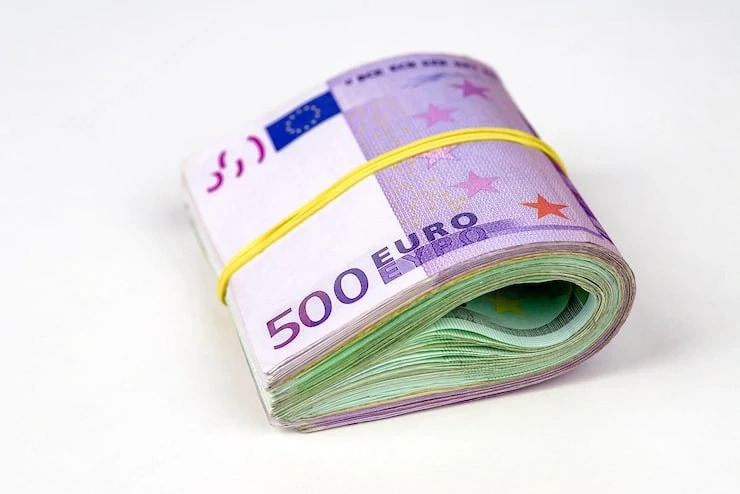 Wir bieten Kredite: und Investitionen für Unternehmen, Immobilien, Landwirtschaft und Industrie an. 