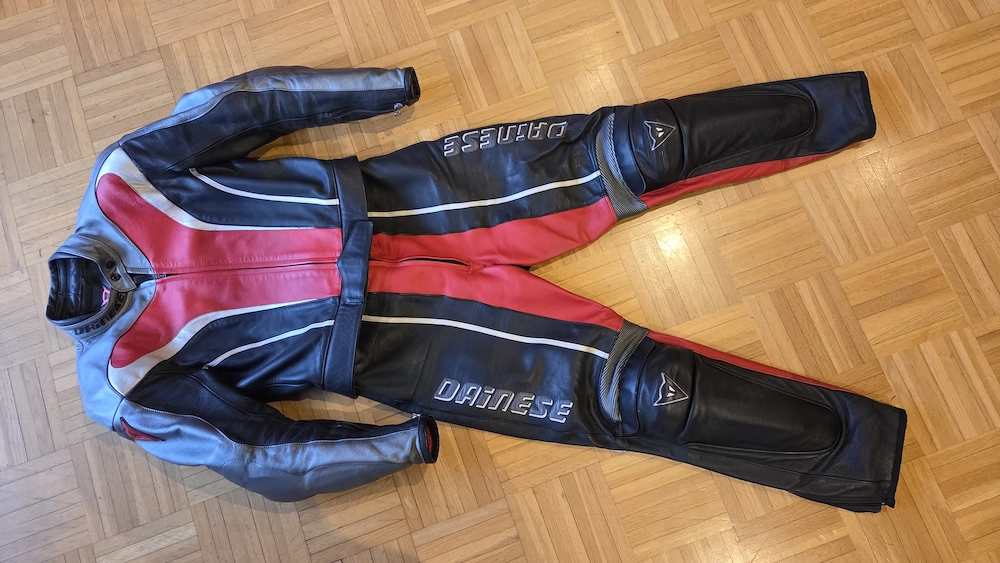 Neuwertiger Damen Lederkombi Dainese Gr. 44