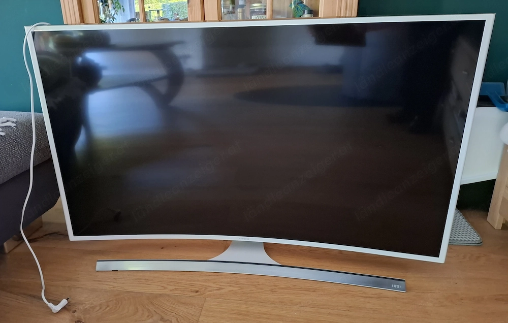 Samsung Fernseher in gutem Zustand, weiß