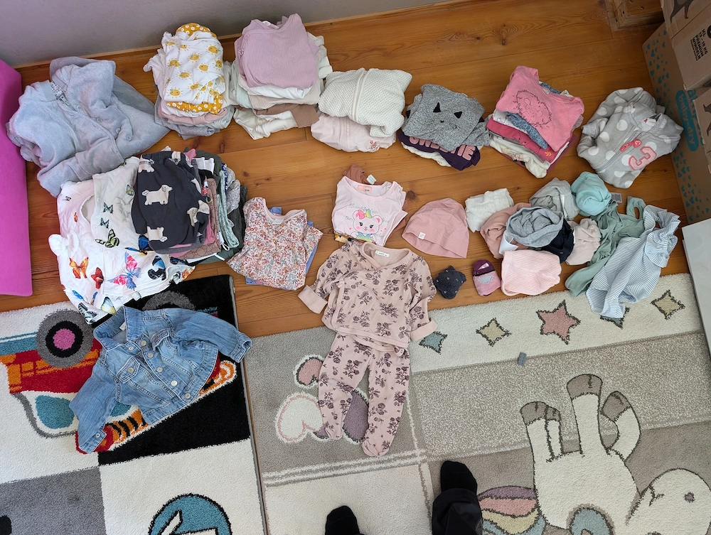Baby Kleidungspaket Größe 80 - wie neu