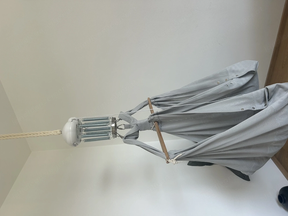 Zwilling Federwiege mit Motor