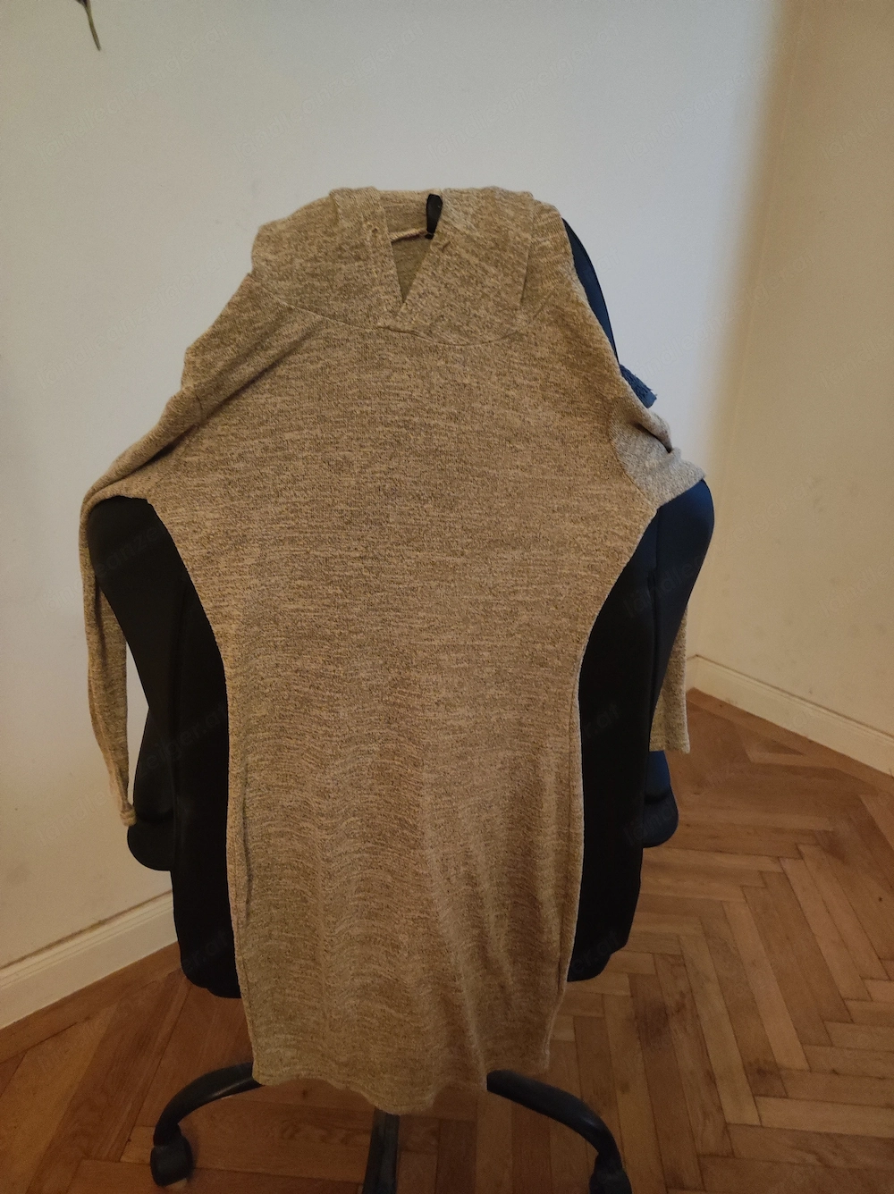 Long Shirt mit Kapuze 