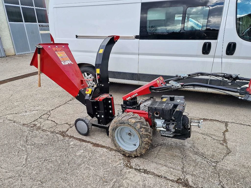 Köppl Anbaugartenhäcksler CIP 8