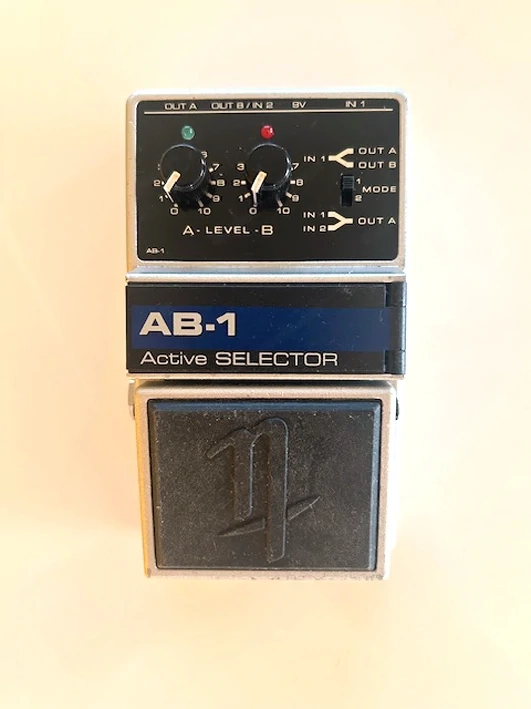 Schaltbox zum Umschalten von Audiosignalen