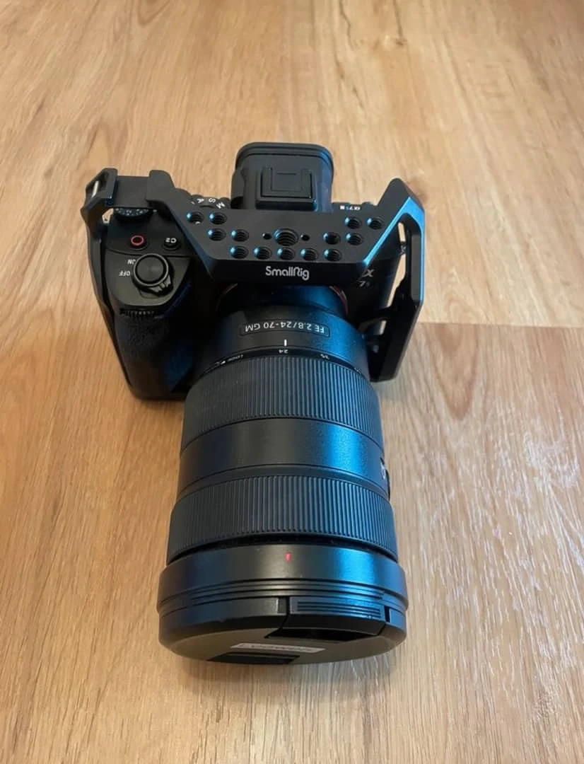 Sony A7s iii + G-Master 24-70 f2.8 - small shutter