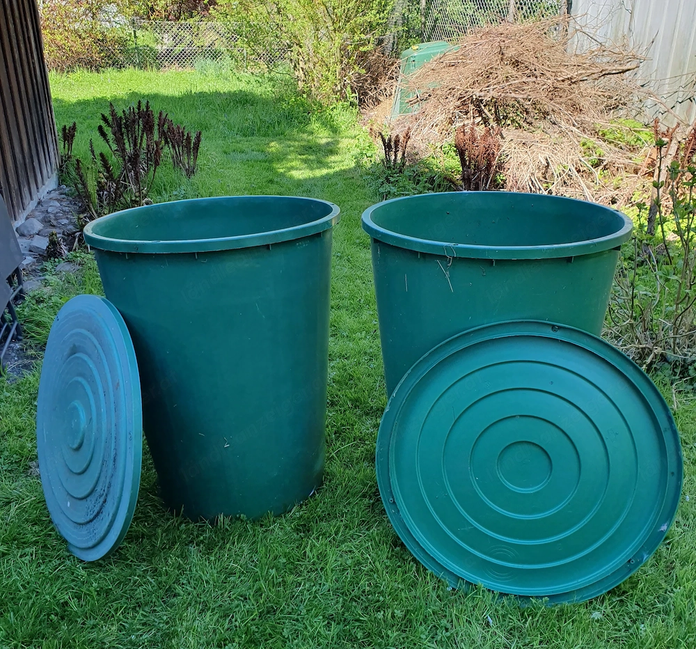 Kunststofftonnen mit Deckel