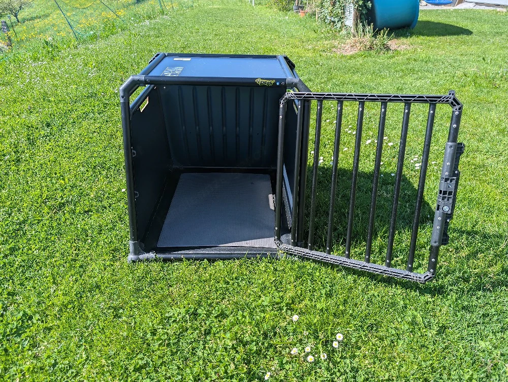 Hundebox 4pets Pro Noir M