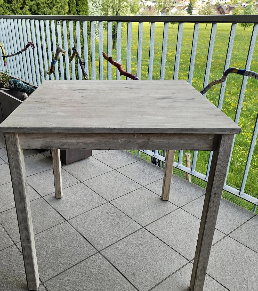 Tisch zu verschenken 