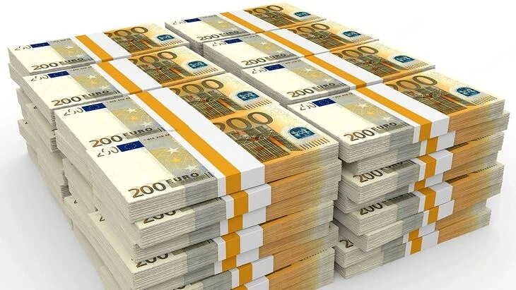 Wir bieten Kredite: und Investitionen: die Finanzierungslösung für Unternehmen in ganz Europa.  Such