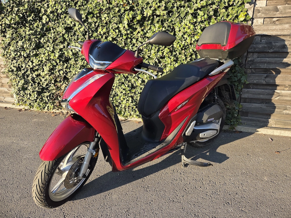 Honda SH 125i (2021)   ABS-Modell   Erstbesitz   nur 3.332 km!