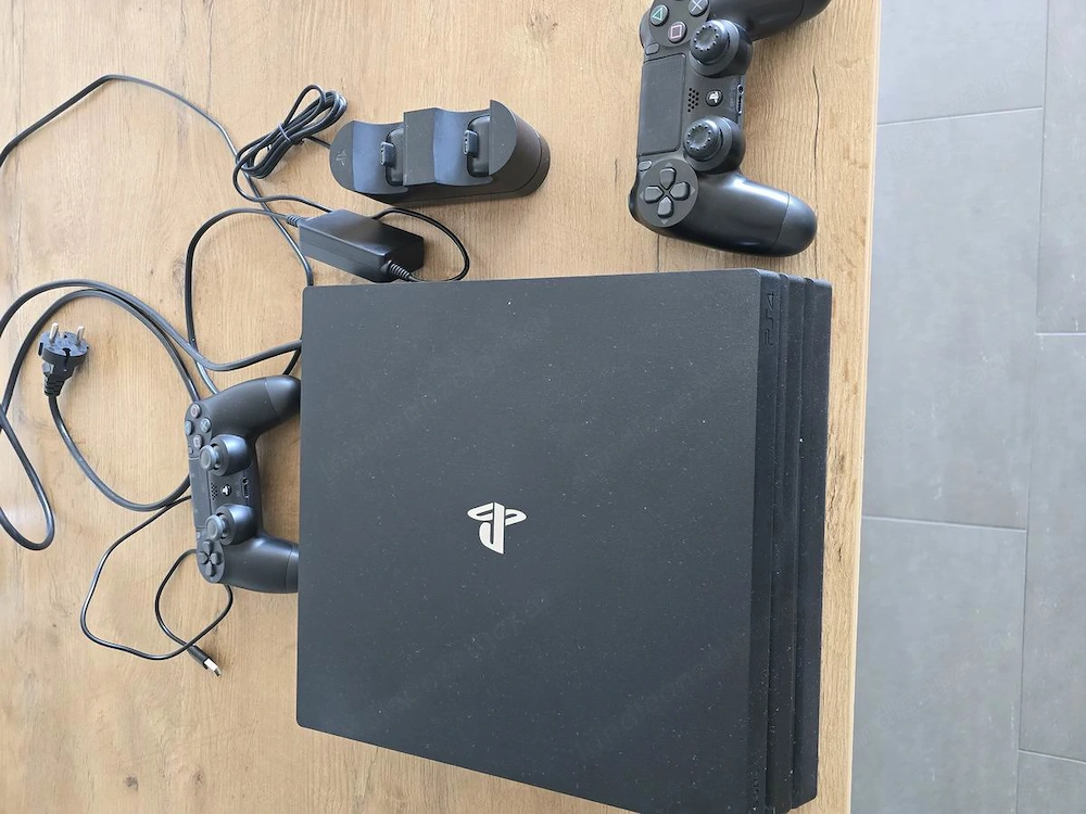 zu verkaufen Sony PS4 Pro