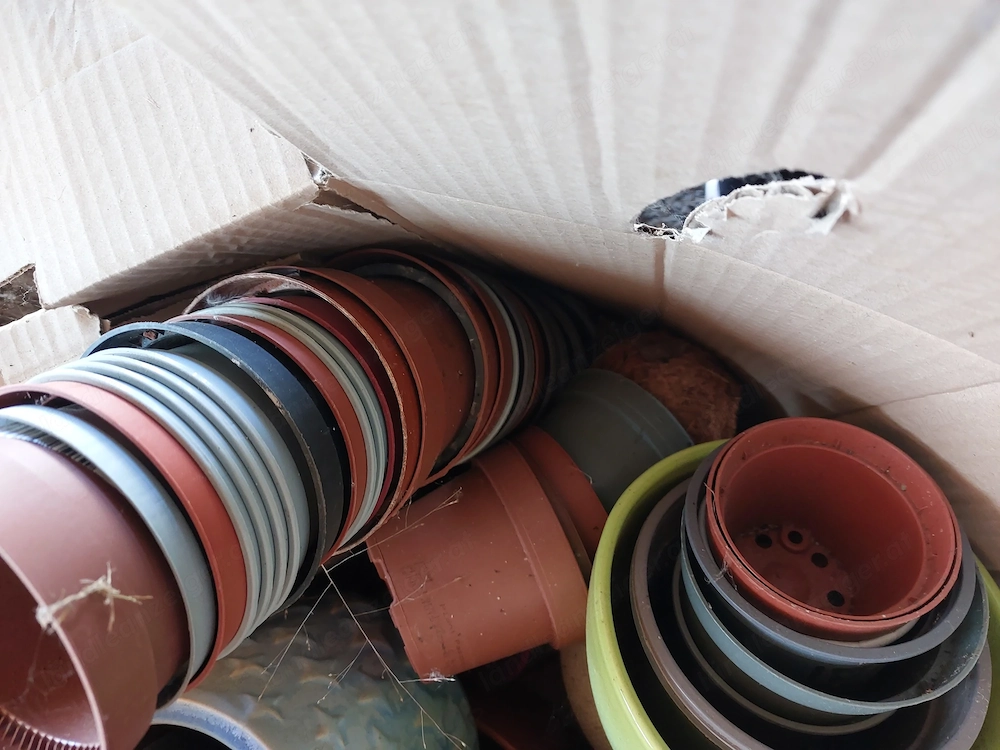 Pflanztöpfe zu verschenken 