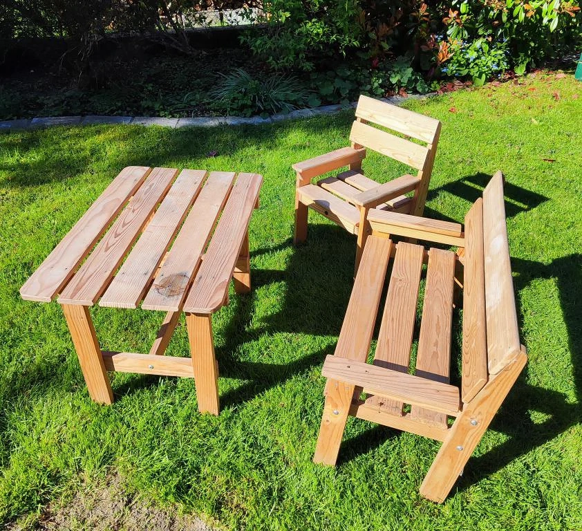 Kinder Sitzgarnitur aus Holz