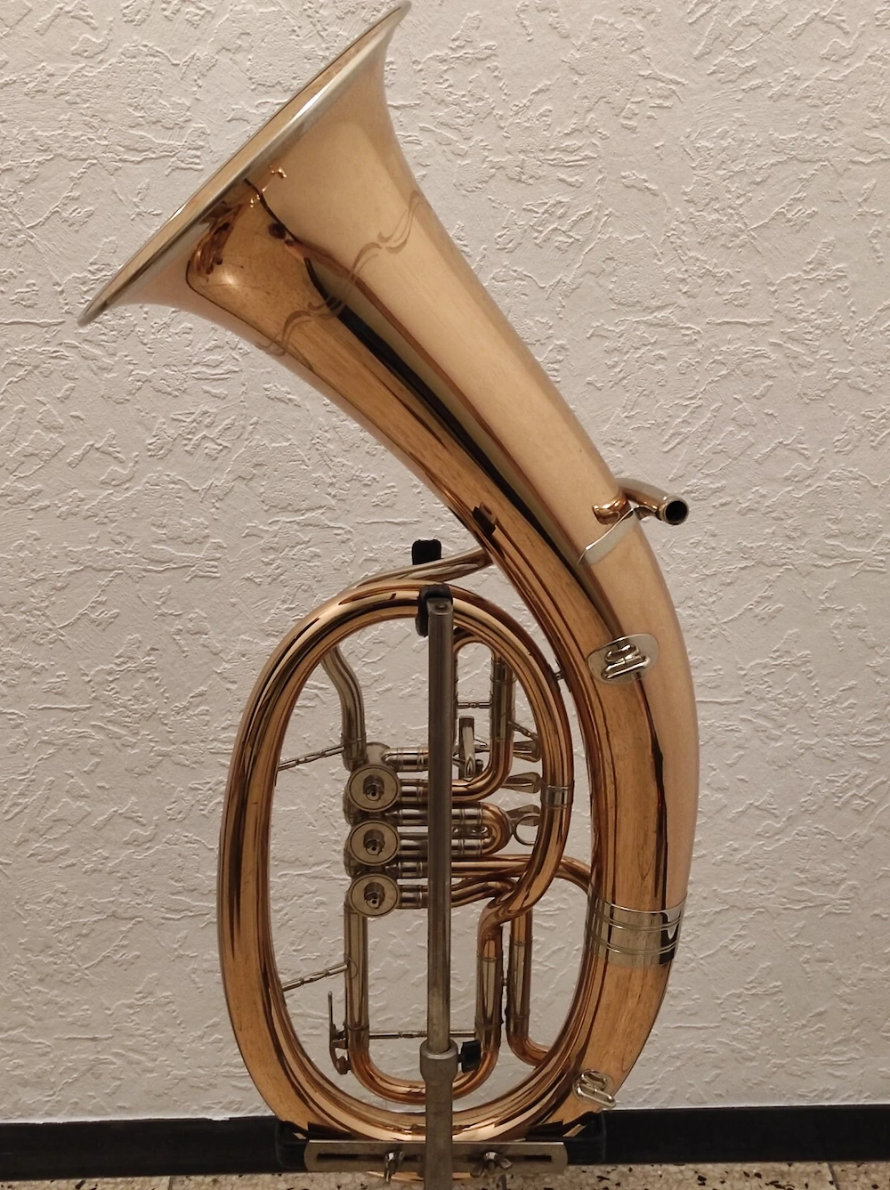 Bb Bariton Cerveny CEP 731