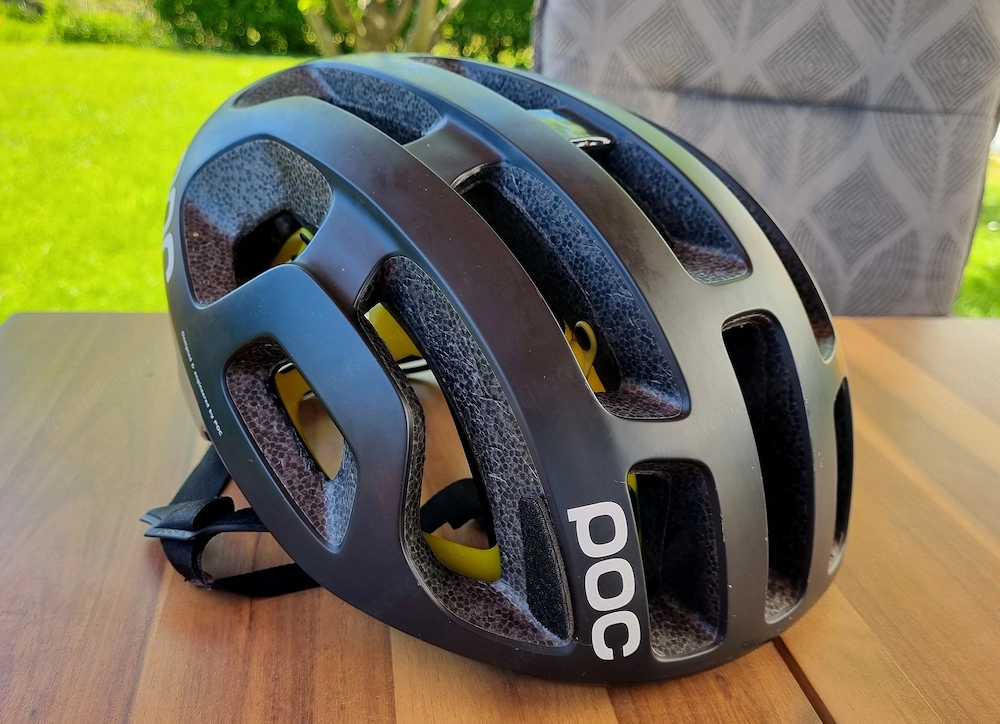 POC octal mips L