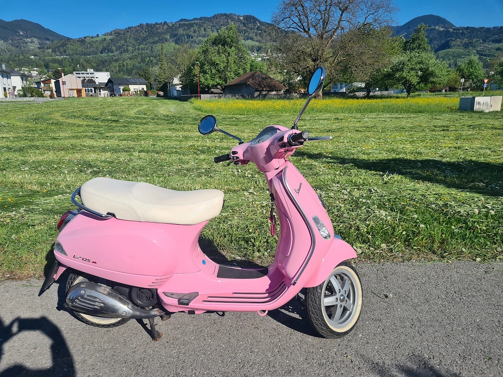 Vespa  Piaggio 125 Limited Edition 