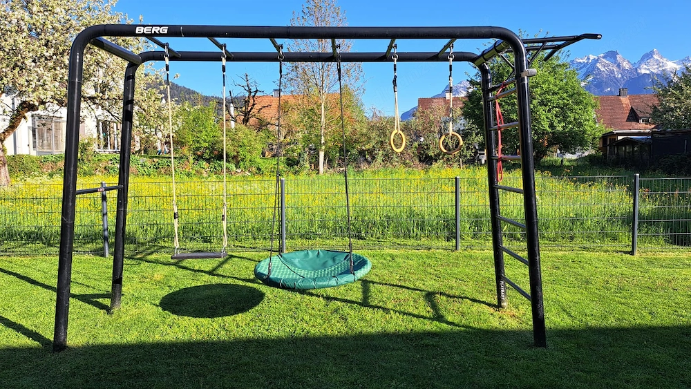 Verkaufe BERG Playbse Grösse L. 