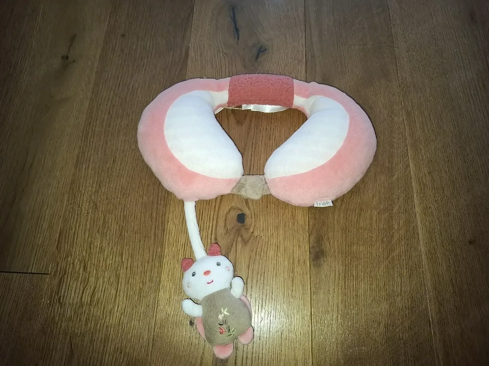 Kleines Nackenhörnchen Babyfehn
