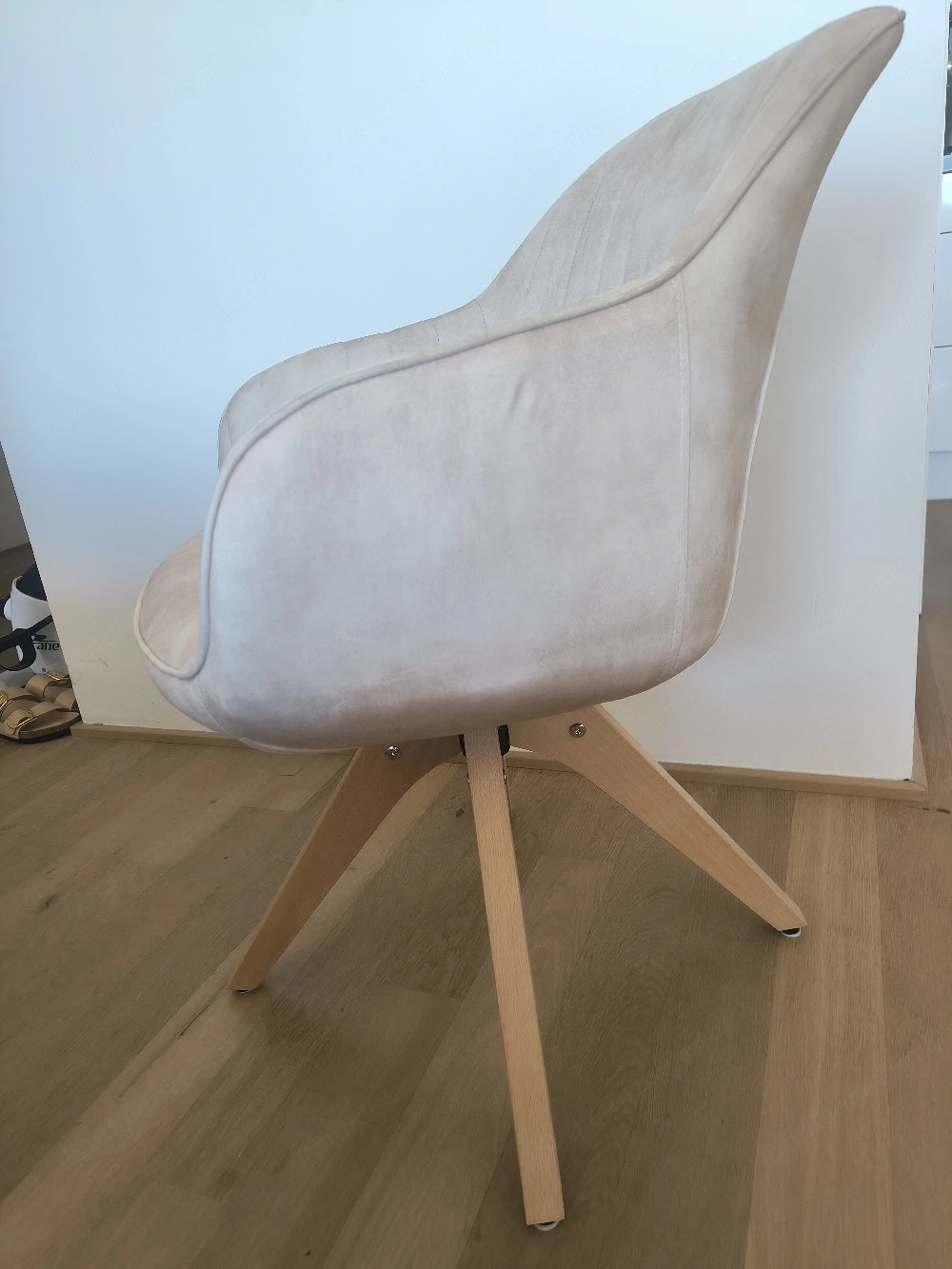 4 Esszimmer Stühle beige 