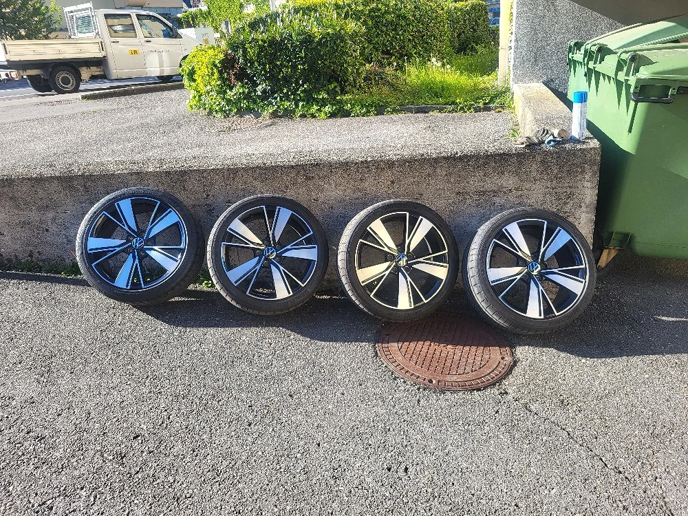 Felgen mit Bereifung