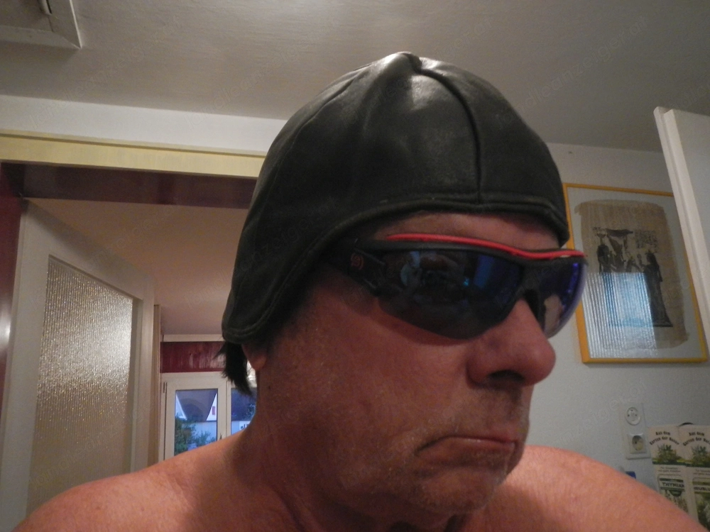 Lederhauben für Oldtimerfahrer