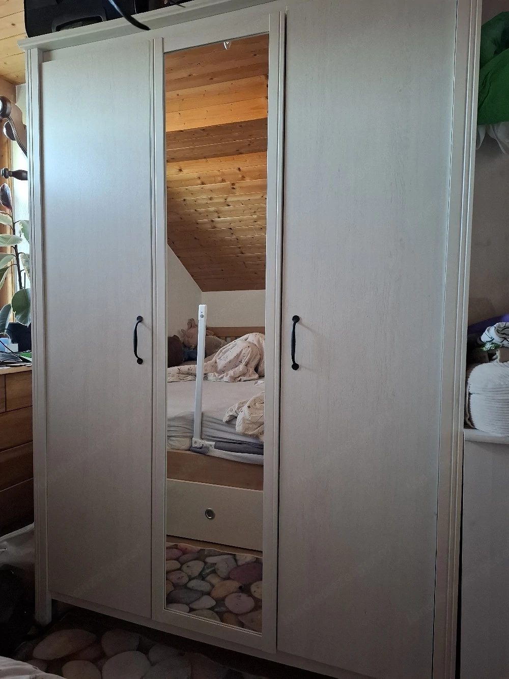 Kleiderschrank weiß 