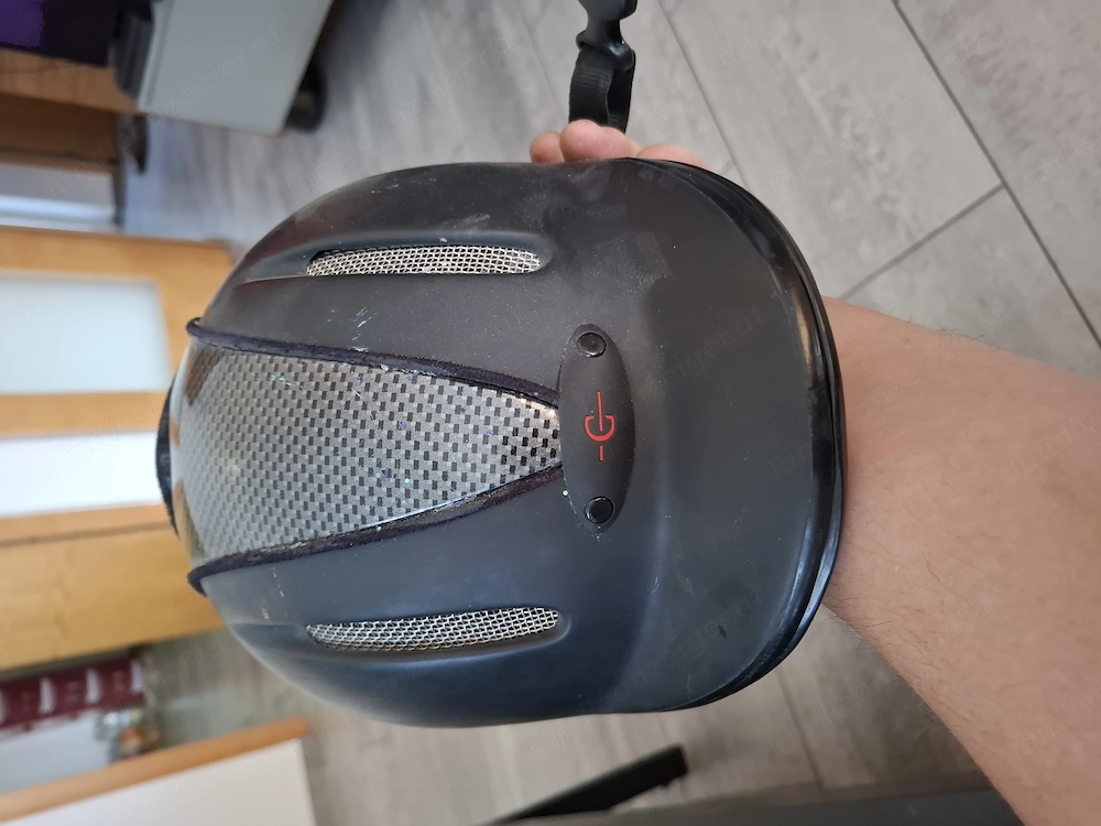 Reiterhelm für Mädchen. 