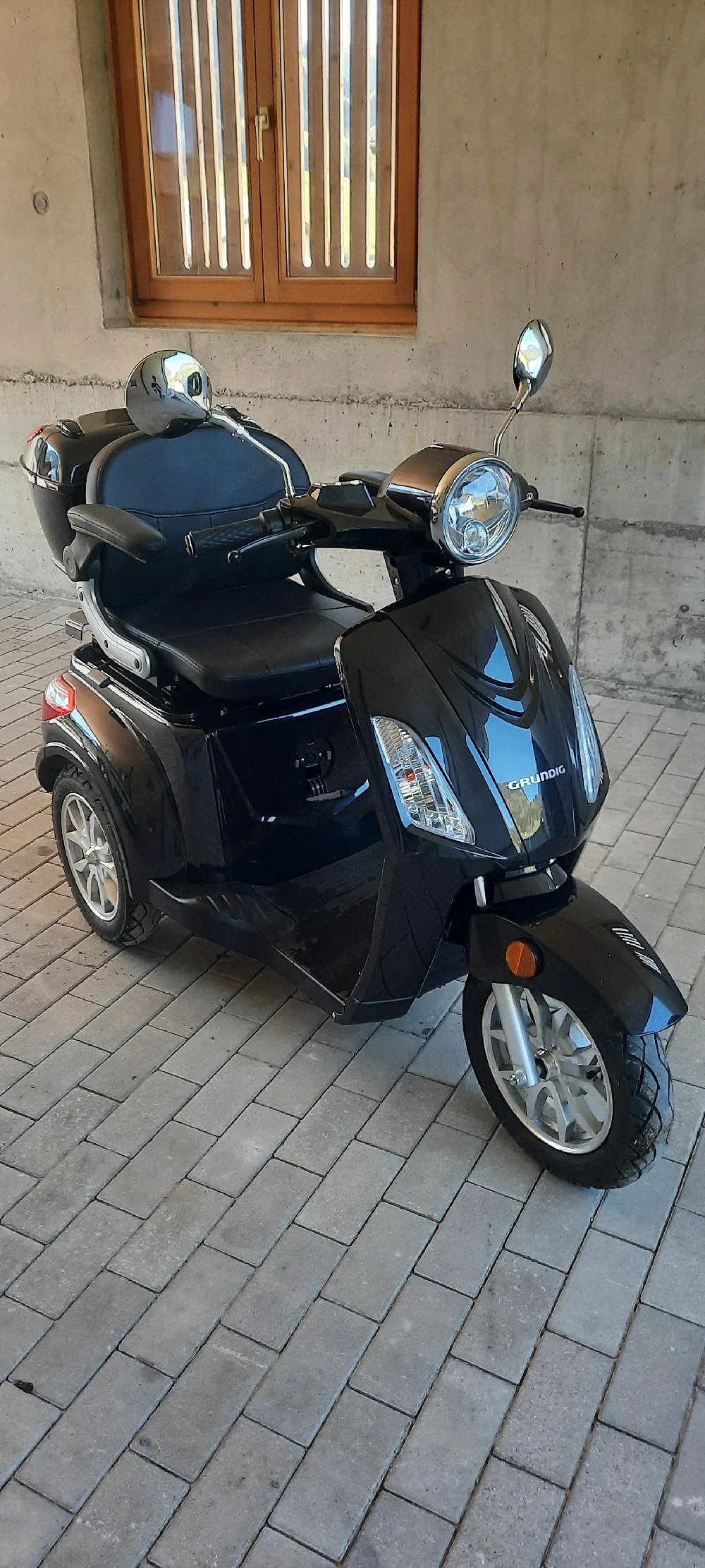 Elektrischer dreirädriges Kleinkraftrad