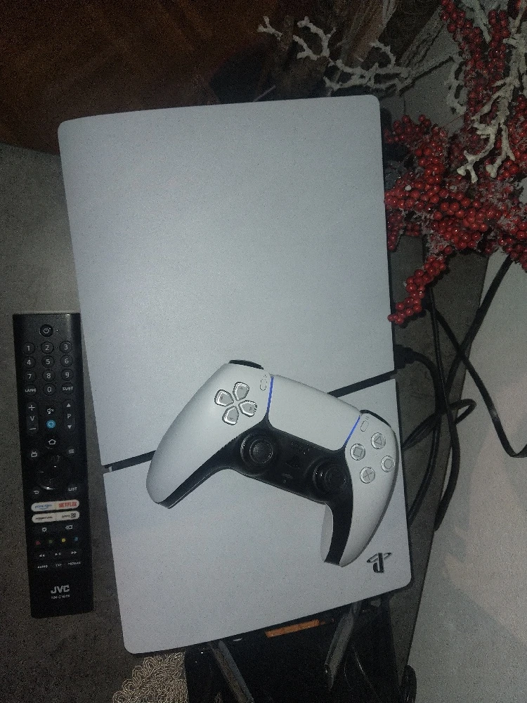 PS5 Slim mit Controller 
