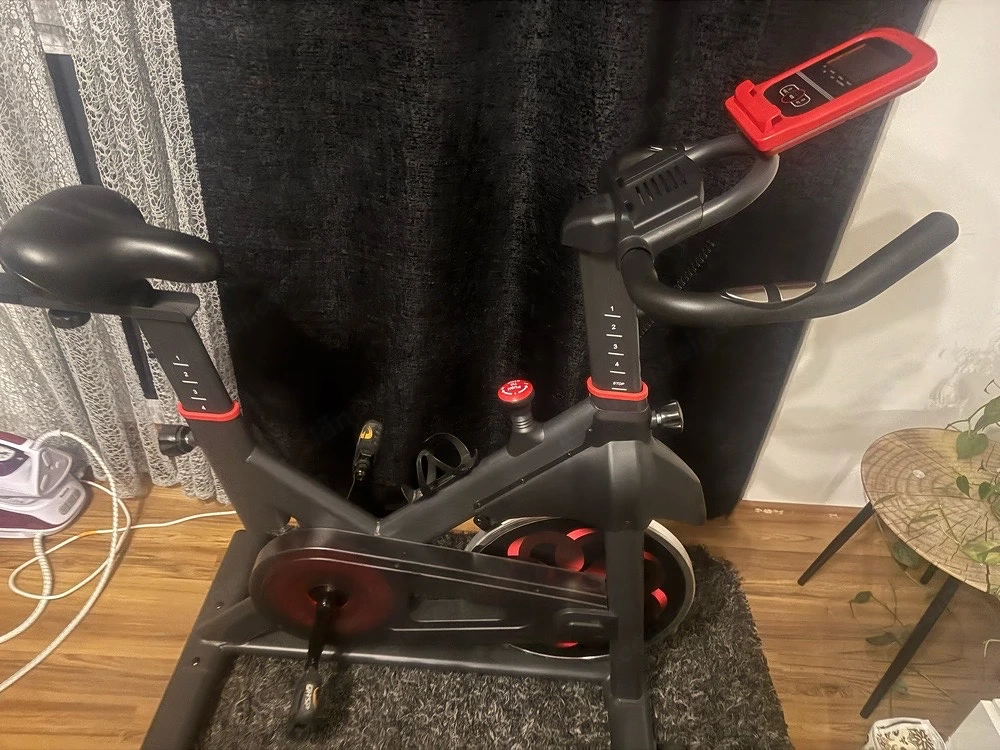 Heimtrainer Fitnessbike 