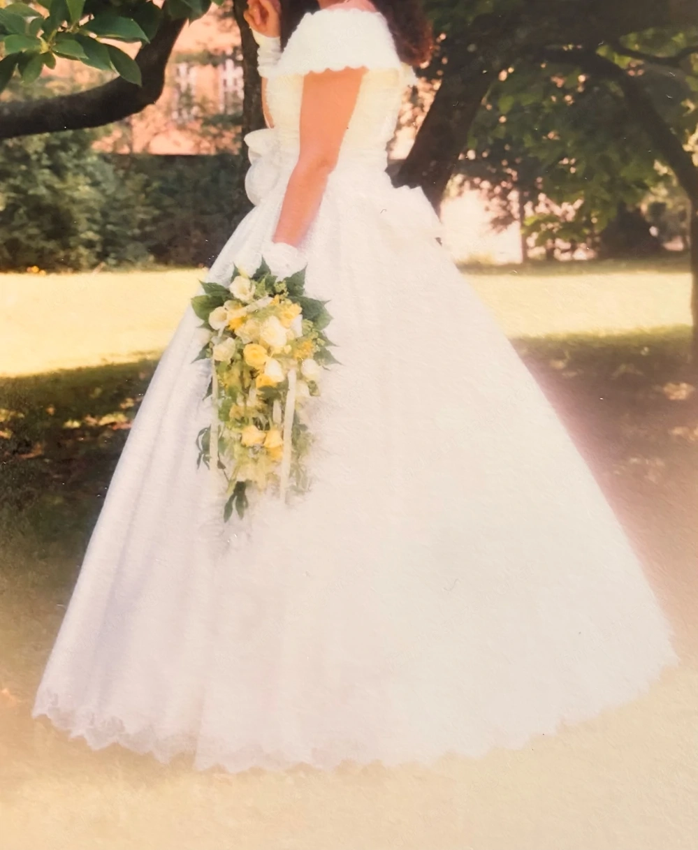 Hochzeitskleid
