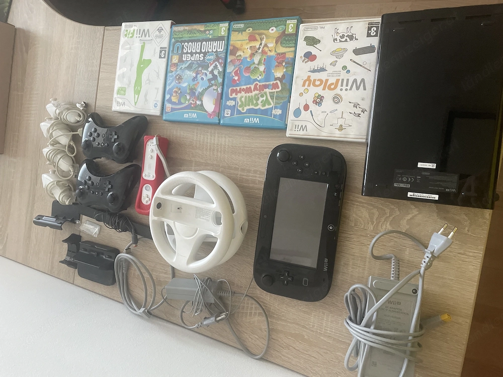 Wii U mit Zubehör + Wii Board 