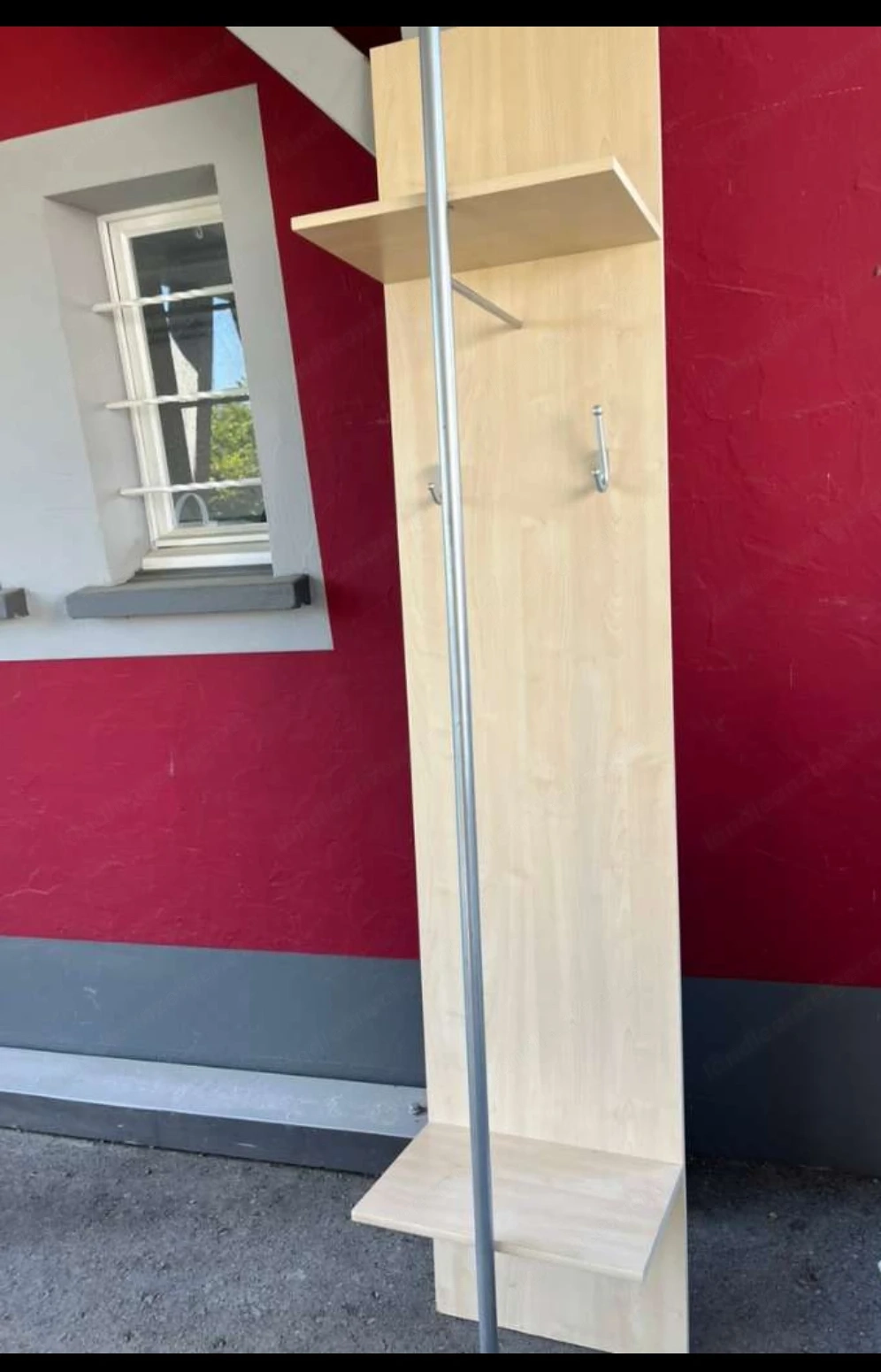 Garderobe zu verschenken 