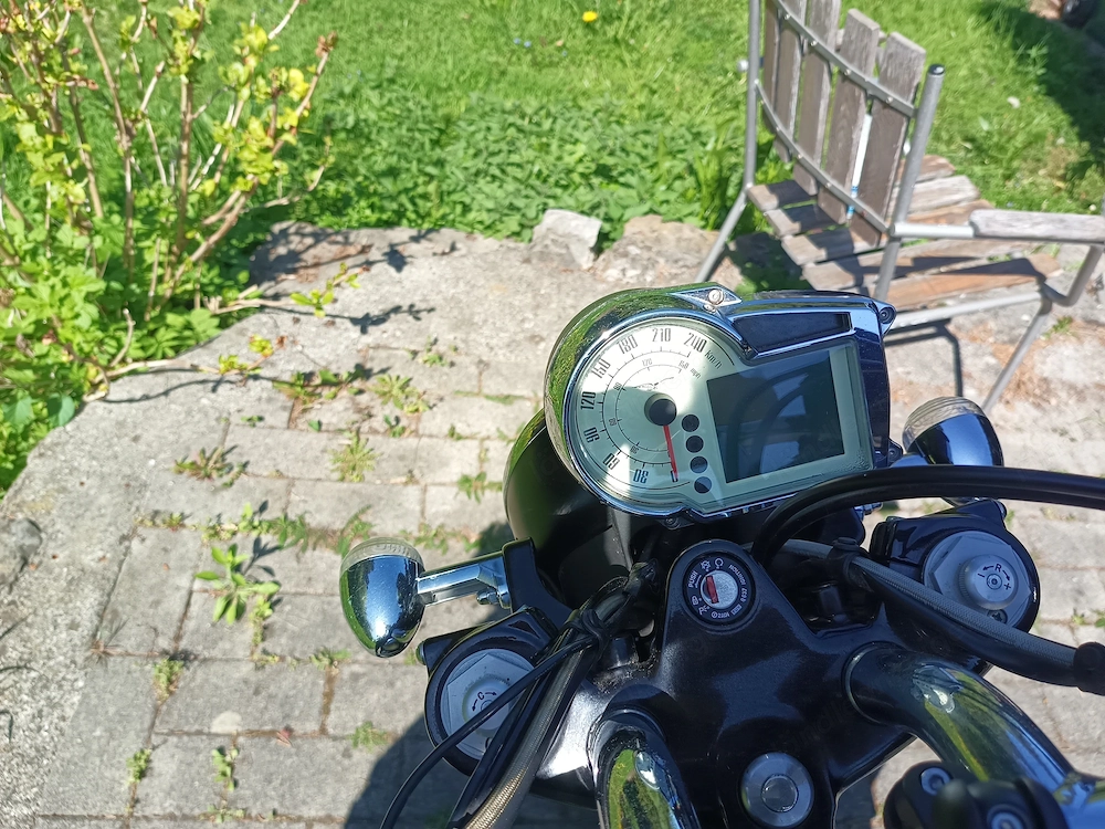 Zum Verkauf steht eine Moto Guzzi belaggio Luxury940