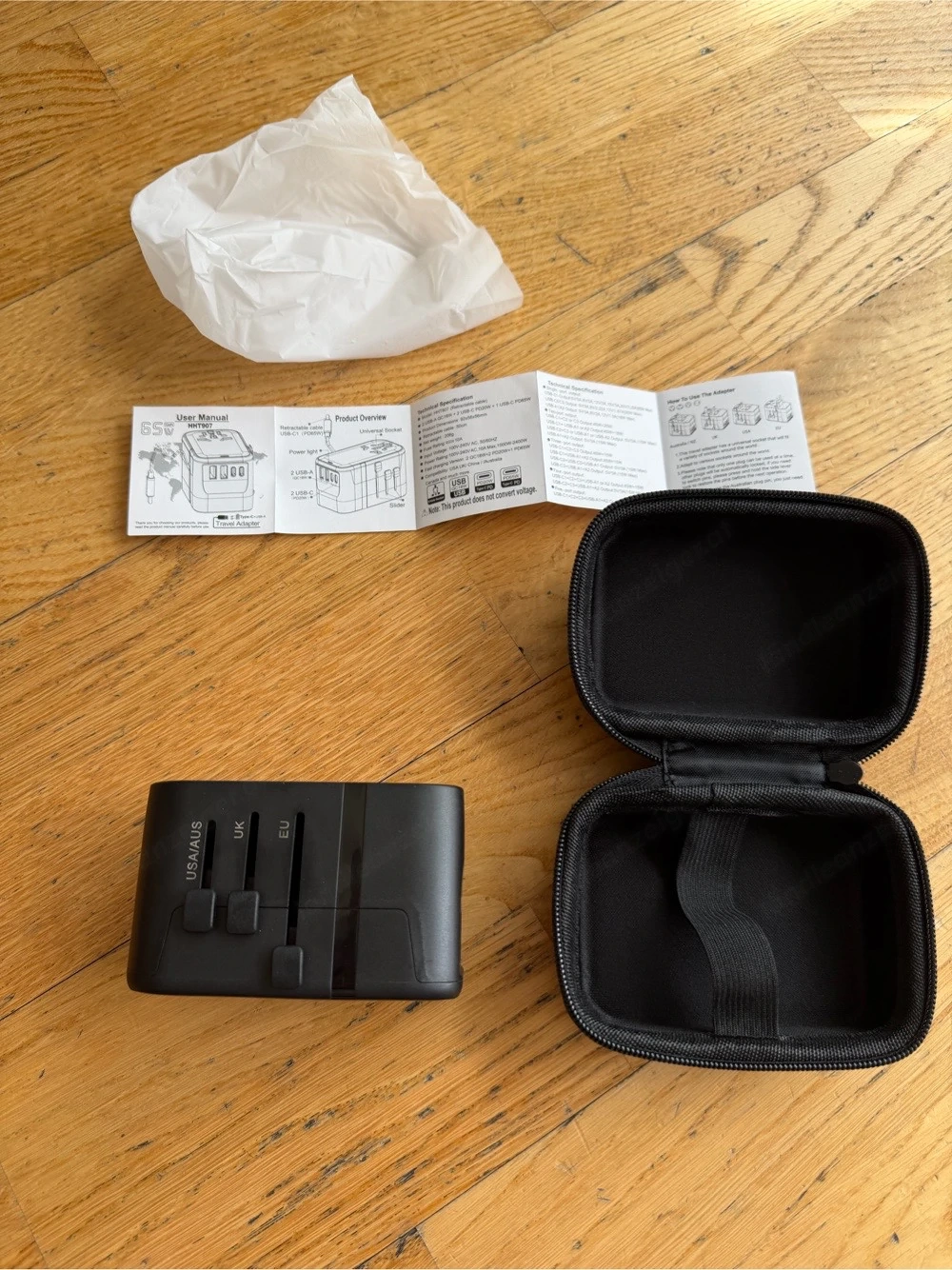 NEU! Universal-Reiseadapter, Reisestecker mit Ladeanschluss für USB-A und USB-C Steckdosenadapter