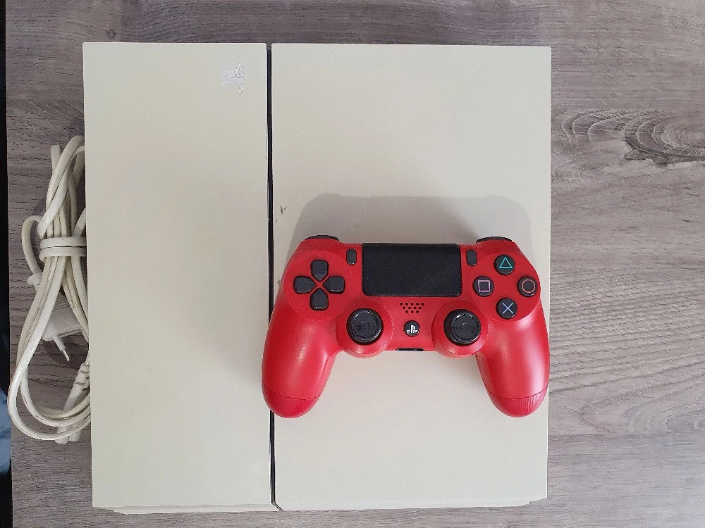 PS4 + Controller