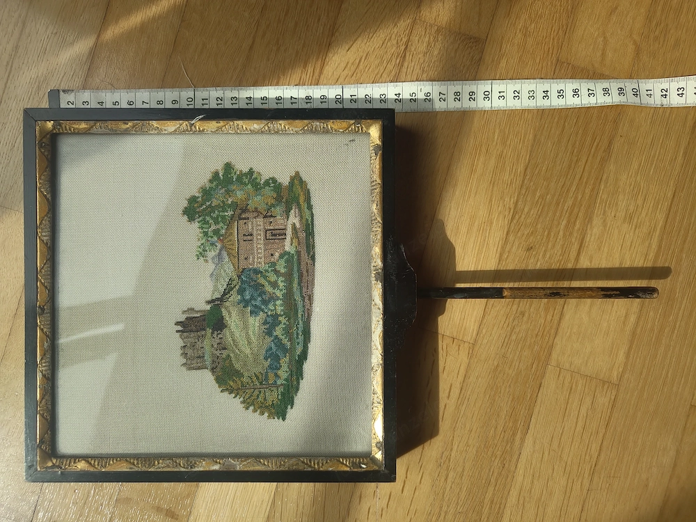 Alter Rahmen beidseitig Stickbild