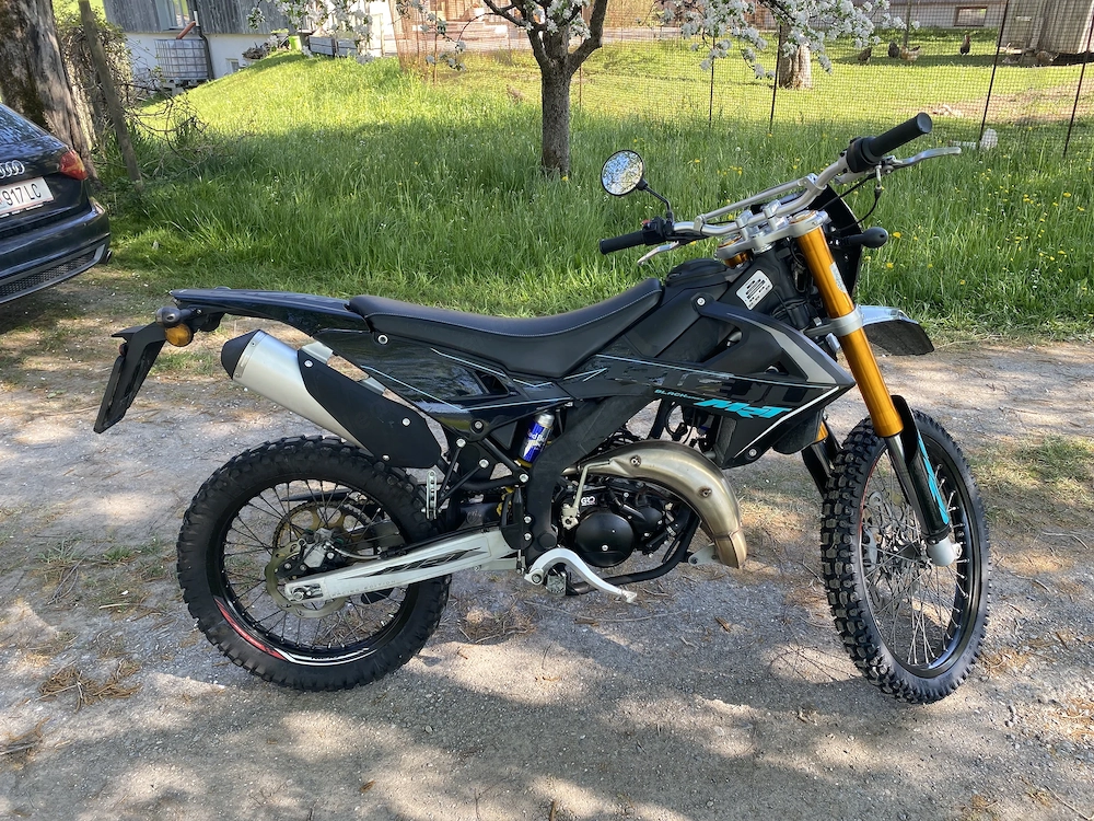 Verkaufe mein Moped ( Rieju Mrt 50 Black Series)