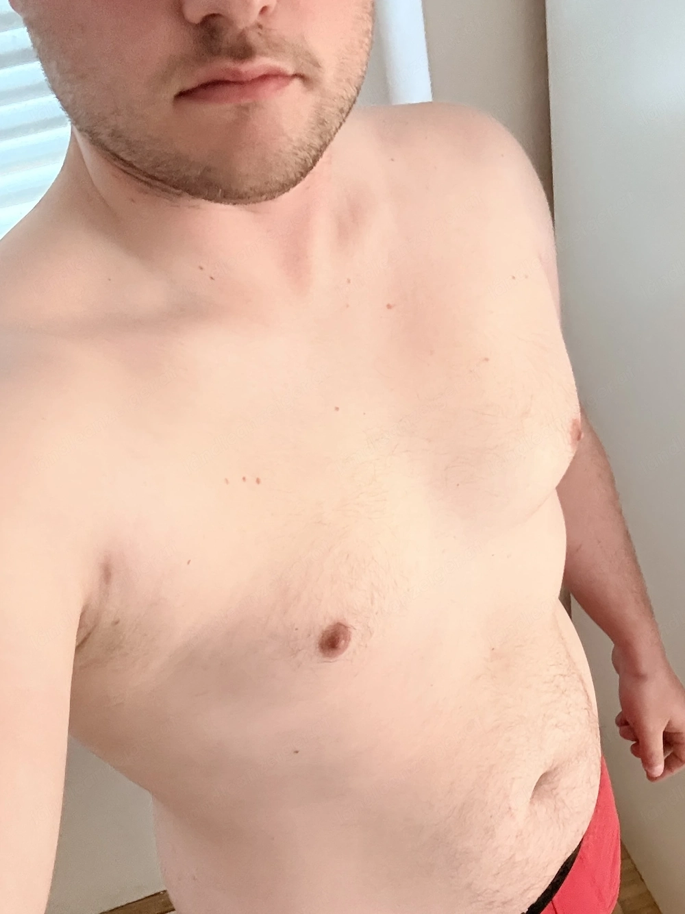 M 28 sucht nette Frau für prikelnde Stunden 